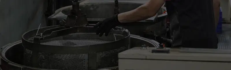 安全去除手上的瞬間膠：完整指南